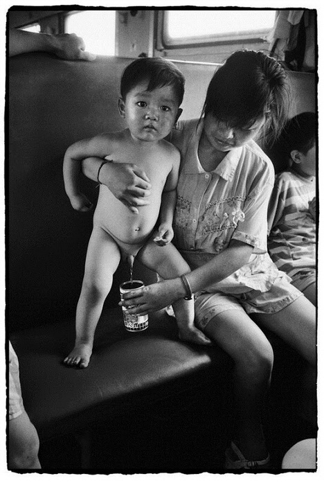 Документальный фотоцикл о *жизни* китайских поездов от Wang Fuchun Документальный фотоцикл о *жизни* китайских поездов от Wang Fuchun